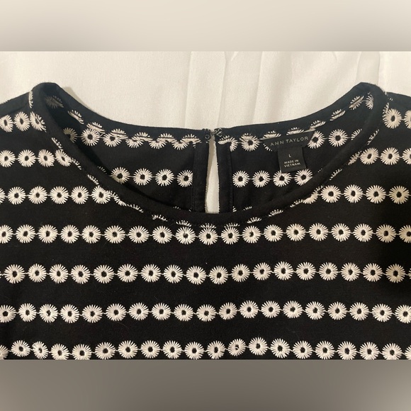Ann Taylor Top - Picture 6 of 7